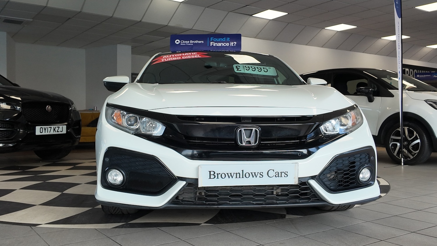 Used Honda Civic 2018 for sale - 76706217: Photo 2
