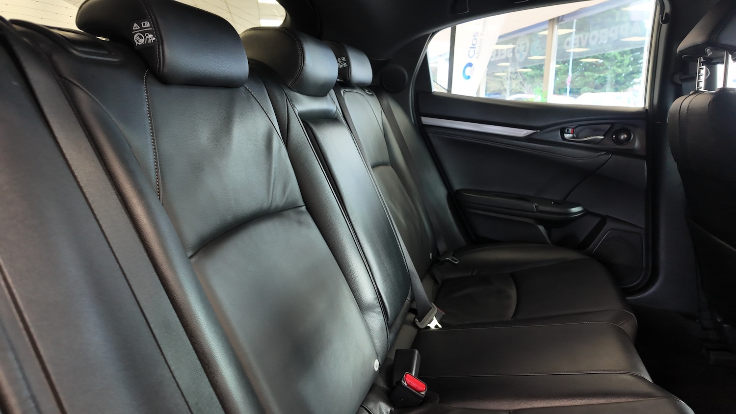 Used Honda Civic 2018 for sale - 76706217: Photo 26