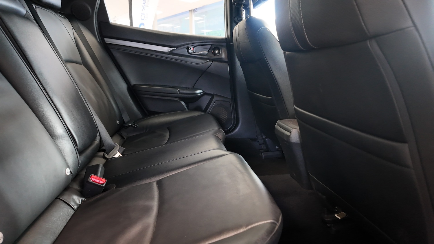 Used Honda Civic 2018 for sale - 76706217: Photo 27