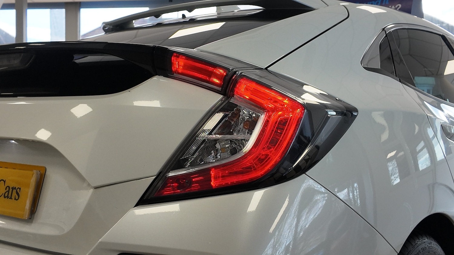 Used Honda Civic 2018 for sale - 76706217: Photo 30