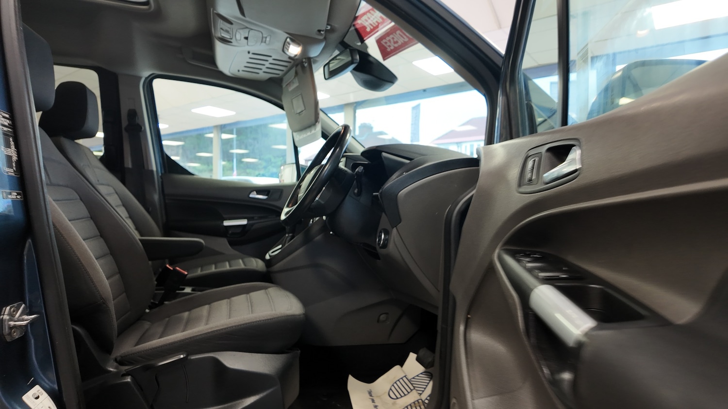 Used Ford Tourneo Connect 2020 for sale - 76286805: Photo 11