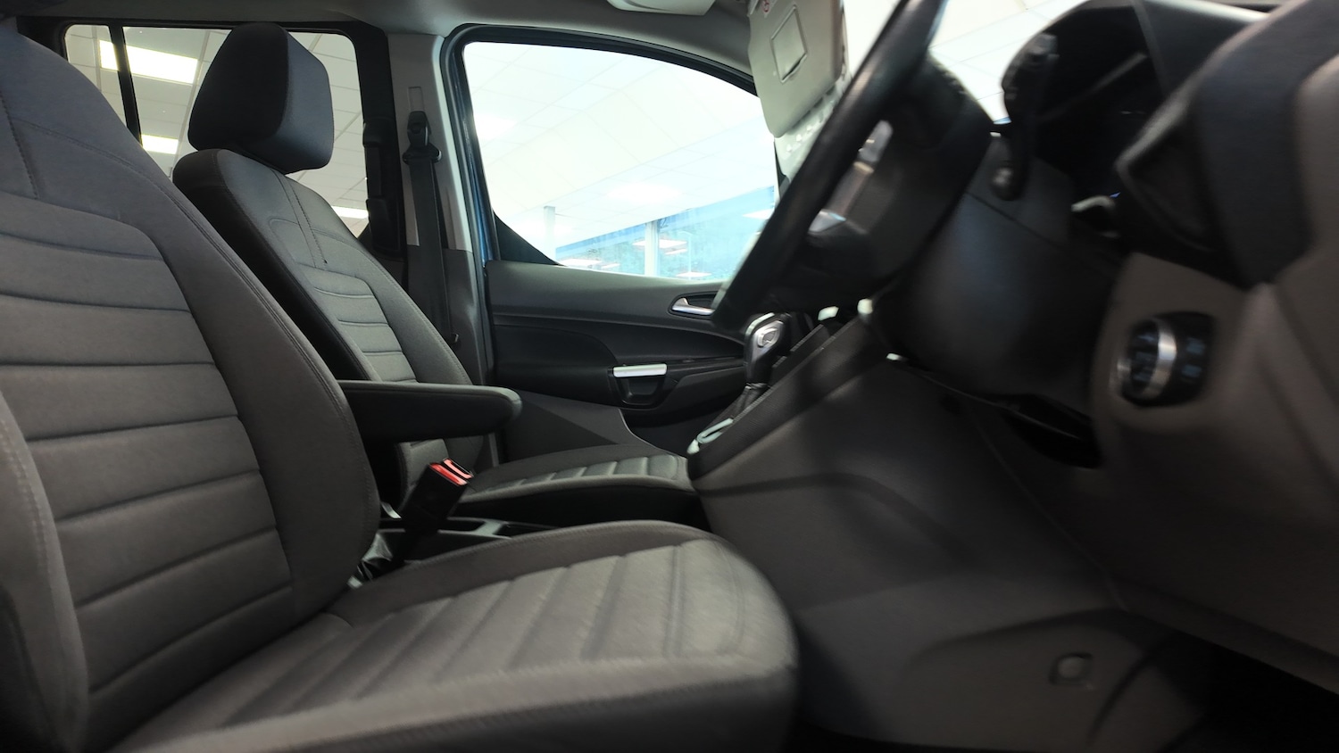 Used Ford Tourneo Connect 2020 for sale - 76286805: Photo 13
