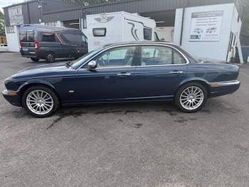 Used Jaguar XJ 2005 for sale - 79480785: Photo