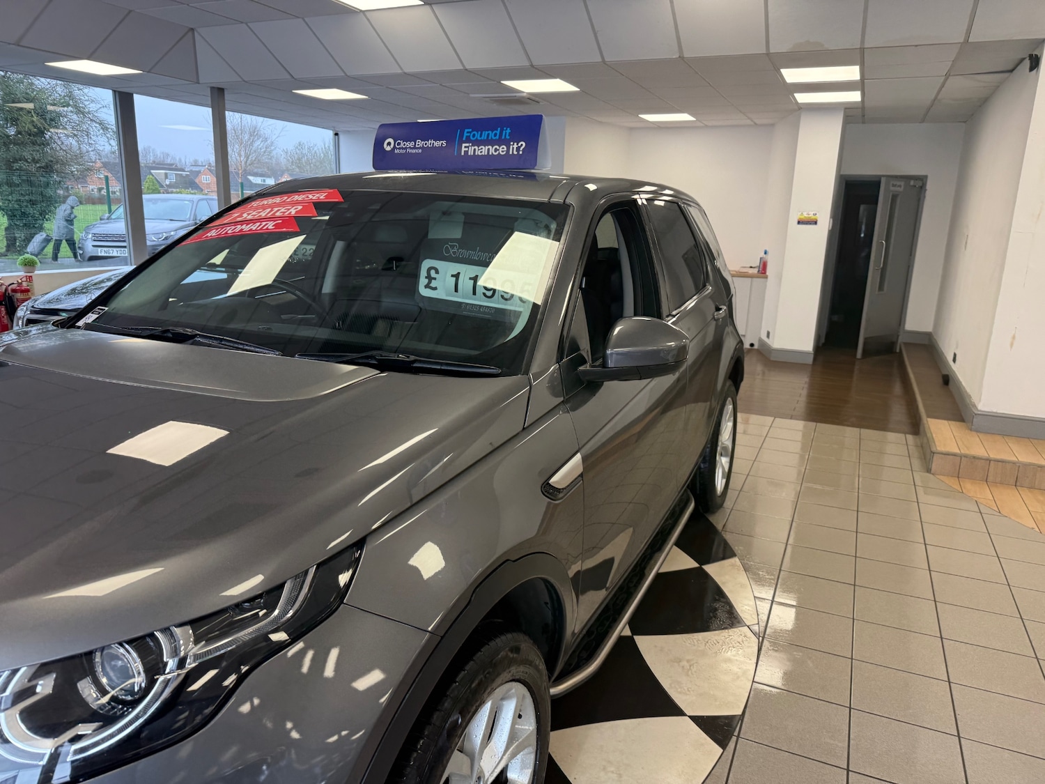 Used Land Rover Discovery Sport 2017 for sale - 77541848: Photo 15