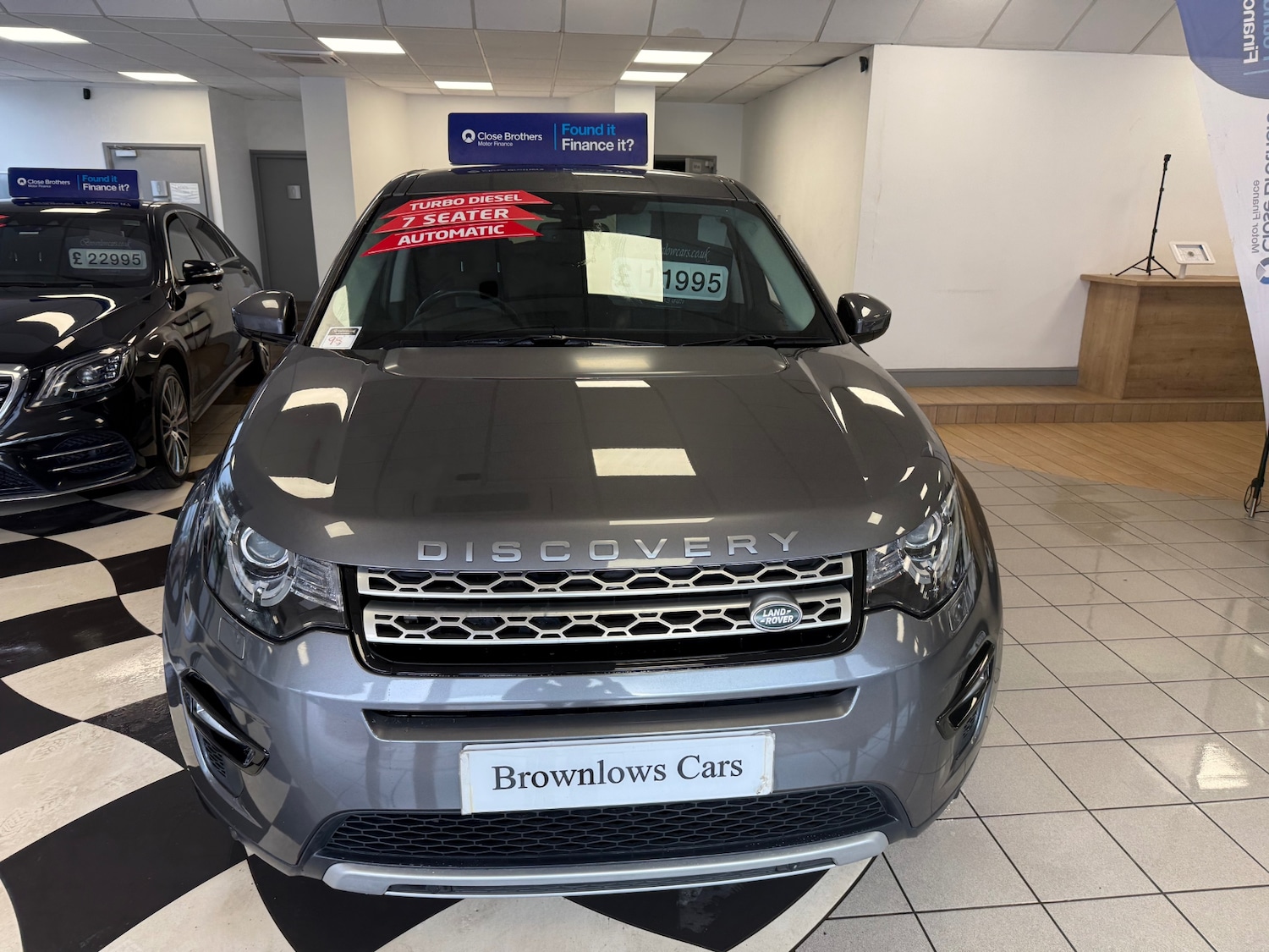Used Land Rover Discovery Sport 2017 for sale - 77541848: Photo 2