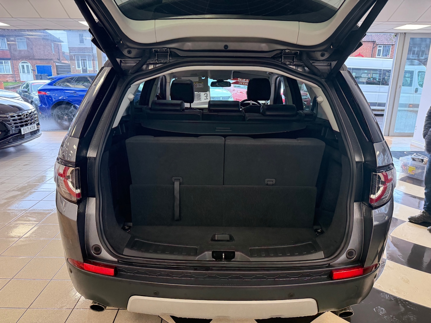 Used Land Rover Discovery Sport 2017 for sale - 77541848: Photo 20