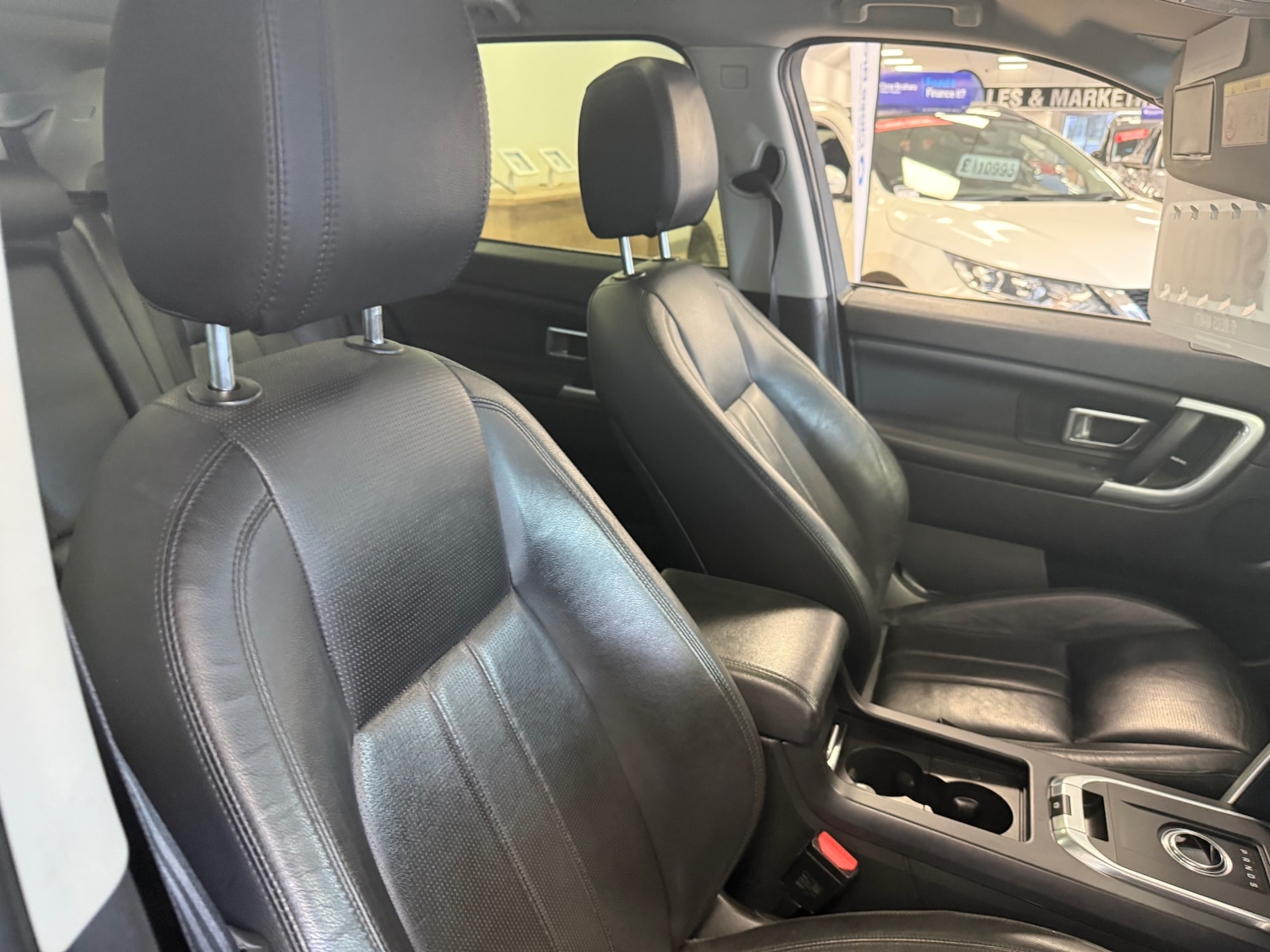 Used Land Rover Discovery Sport 2017 for sale - 77541848: Photo 23