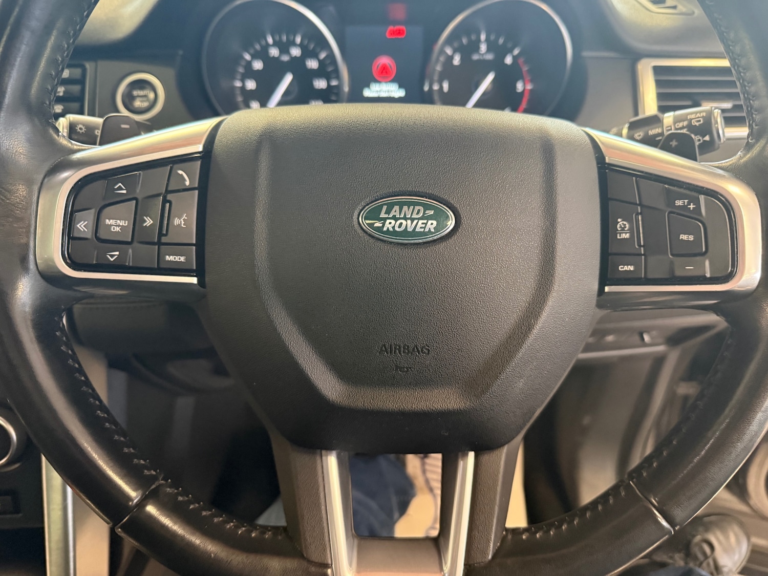 Used Land Rover Discovery Sport 2017 for sale - 77541848: Photo 28