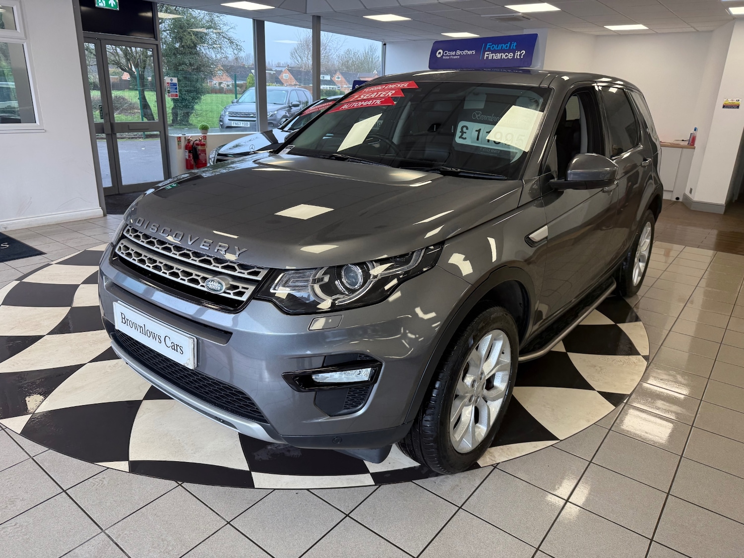 Used Land Rover Discovery Sport 2017 for sale - 77541848: Photo 3
