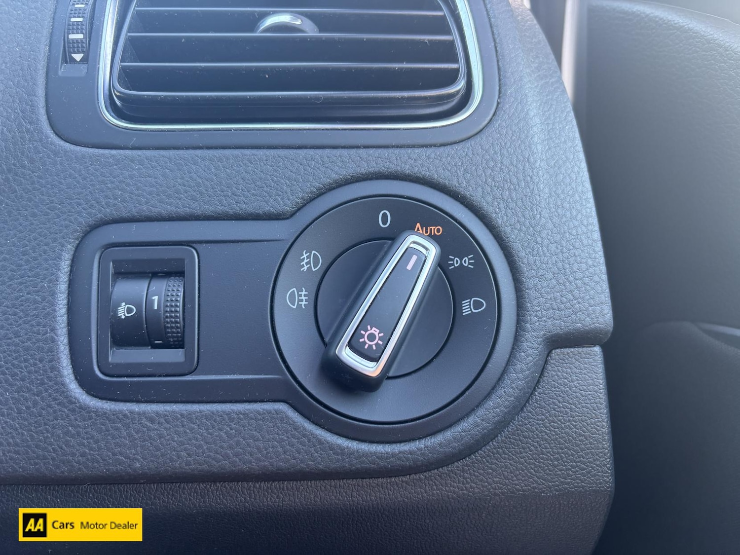 Used Volkswagen Polo 2017 for sale - 76709820: Photo 30