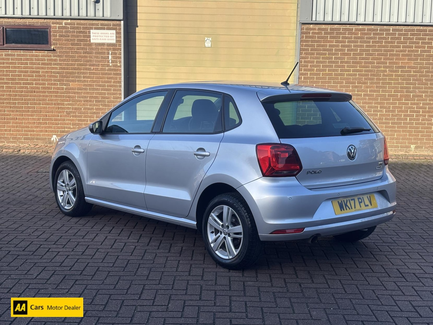 Used Volkswagen Polo 2017 for sale - 76709820: Photo 7
