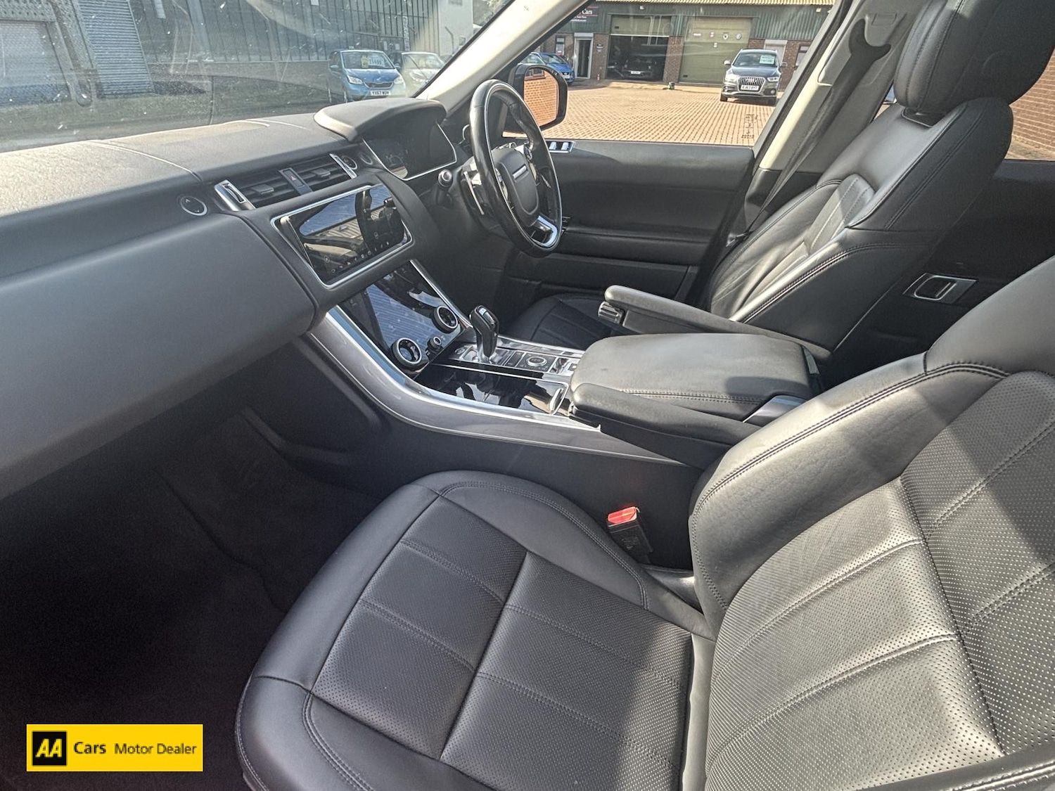 Used Land Rover Range Rover Sport 2018 for sale - 77248171: Photo 15