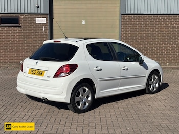 Used Peugeot 207 2012 for sale - 76209545: Photo