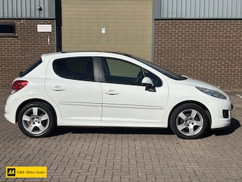 Used Peugeot 207 2012 for sale - 76209545: Photo