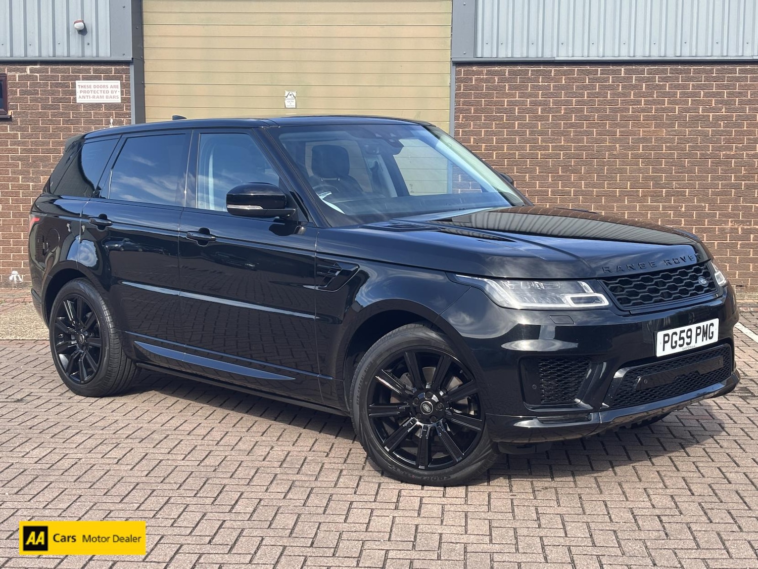 Used Land Rover Range Rover Sport 2018 for sale - 76209528: Photo 1