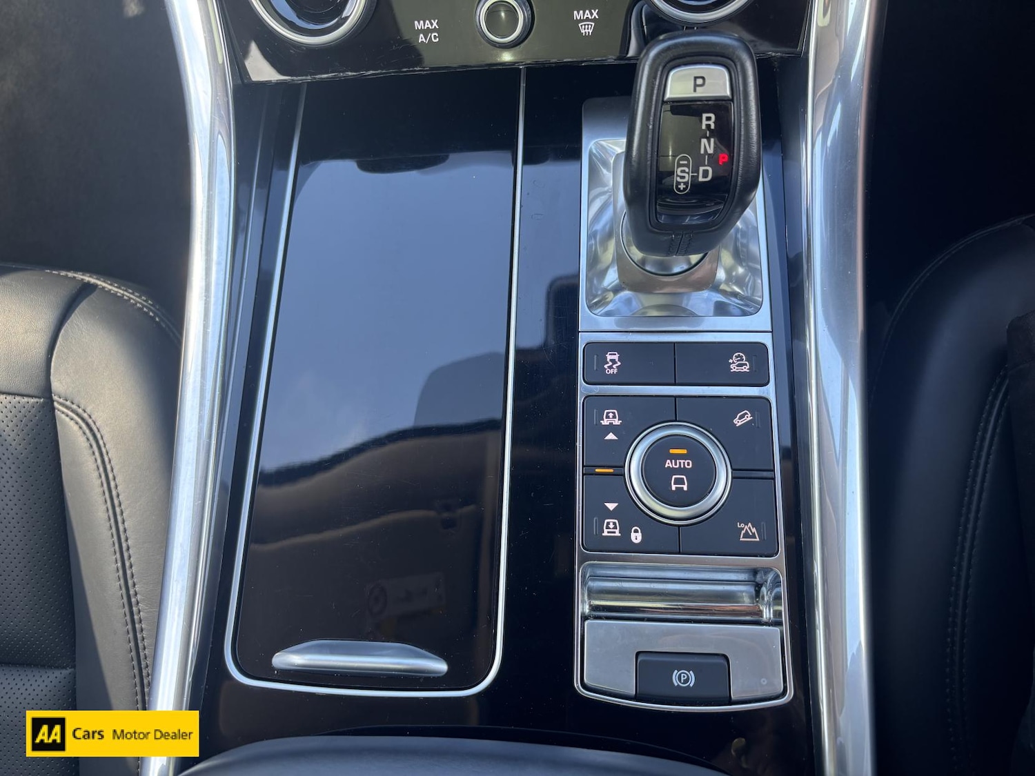 Used Land Rover Range Rover Sport 2018 for sale - 76209528: Photo 26