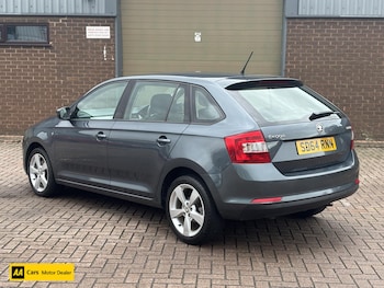 Used Skoda Rapid Spaceback 2014 for sale - 79208767: Photo