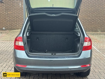 Used Skoda Rapid Spaceback 2014 for sale - 79208767: Photo