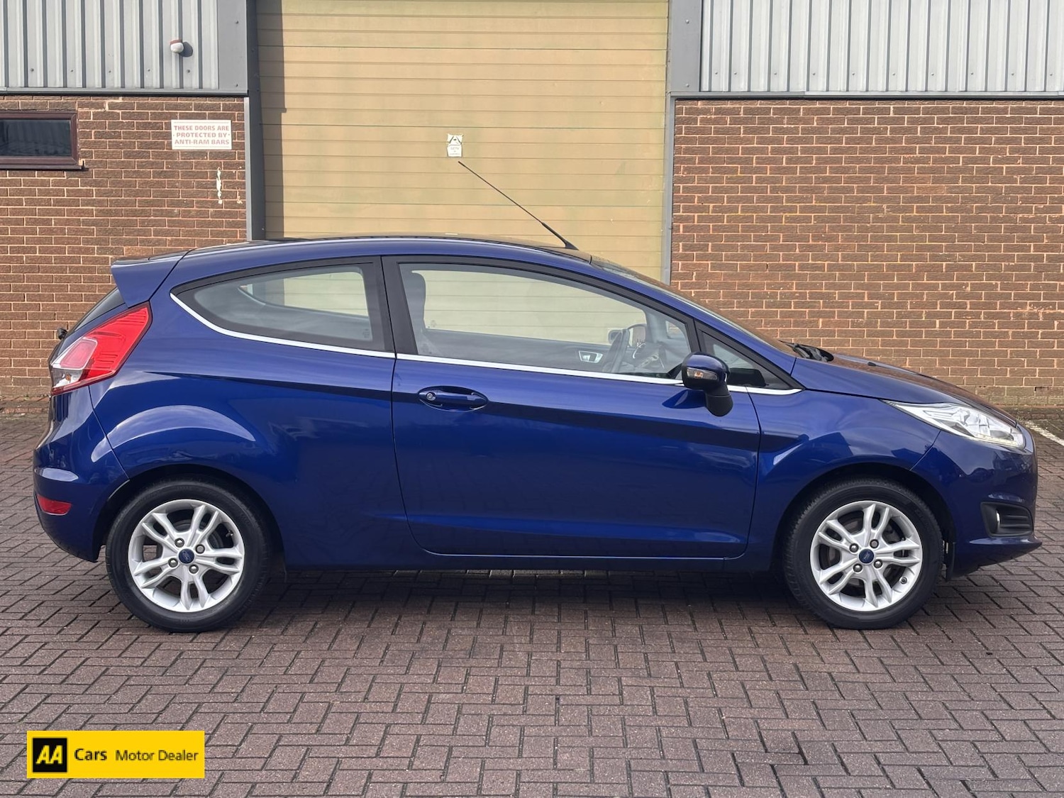 Used Ford Fiesta 2017 for sale - 76652977: Photo 3