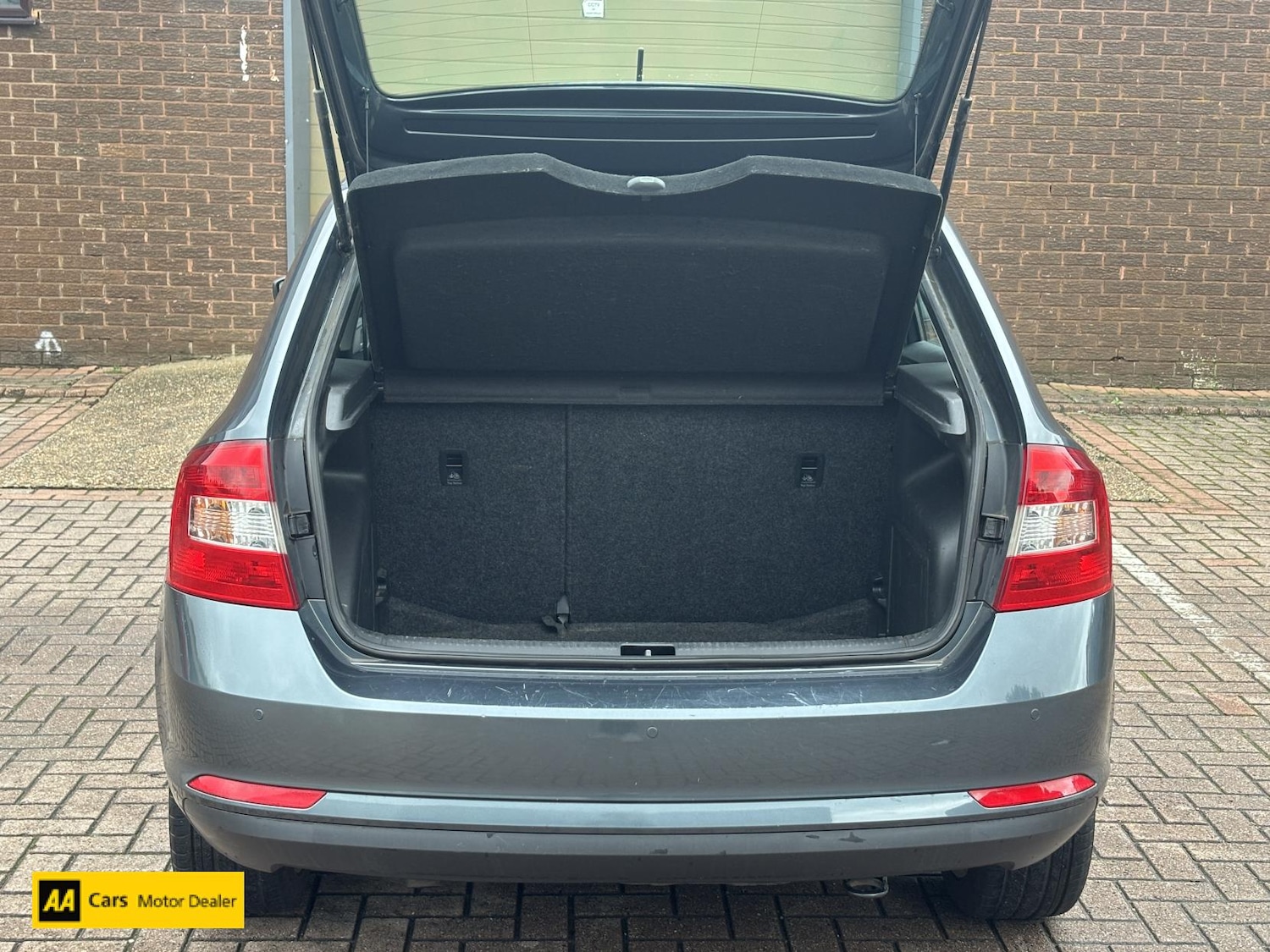 Used Skoda Rapid Spaceback 2014 for sale - 76741851: Photo 4