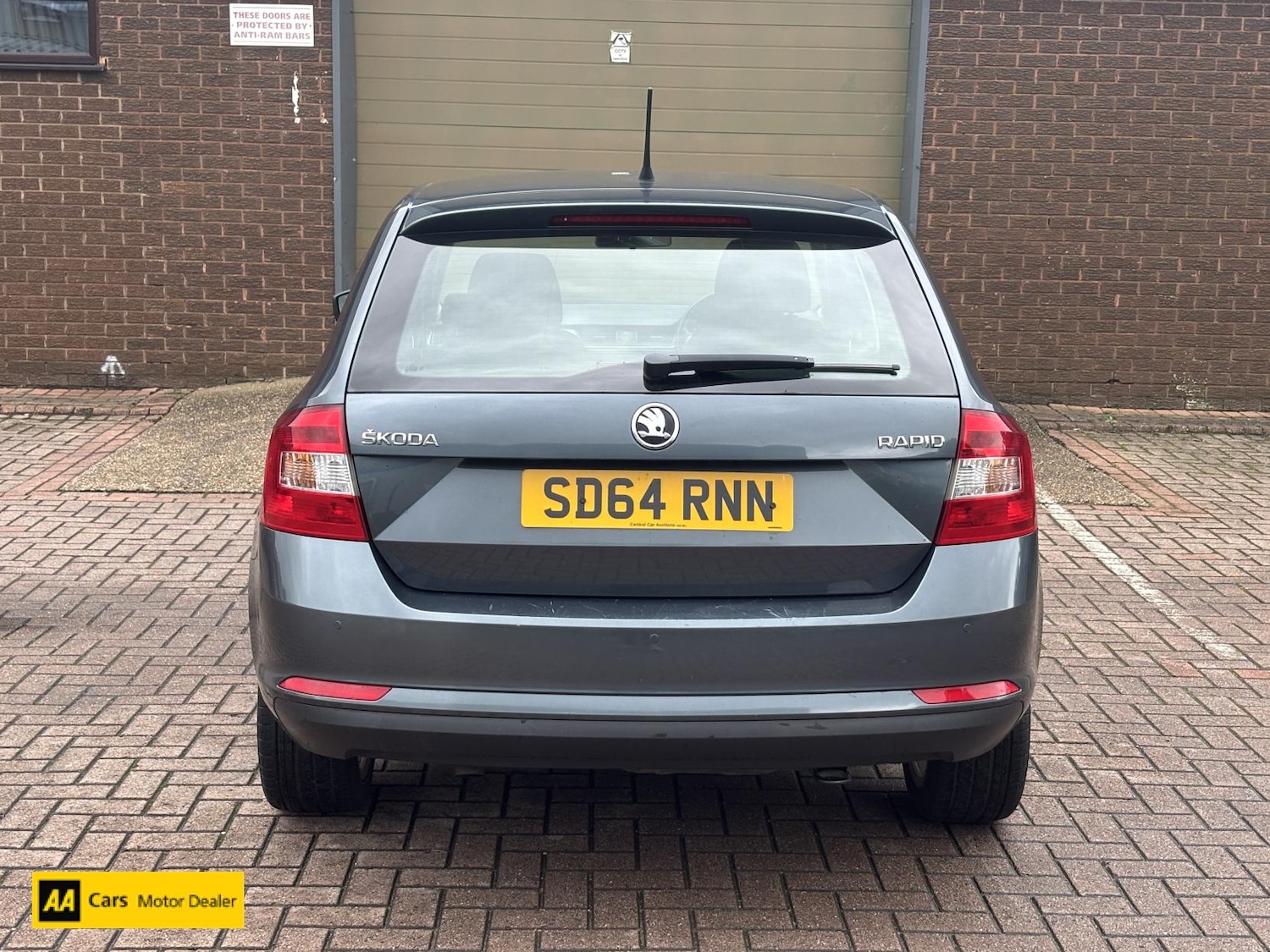 Used Skoda Rapid Spaceback 2014 for sale - 76741851: Photo 5