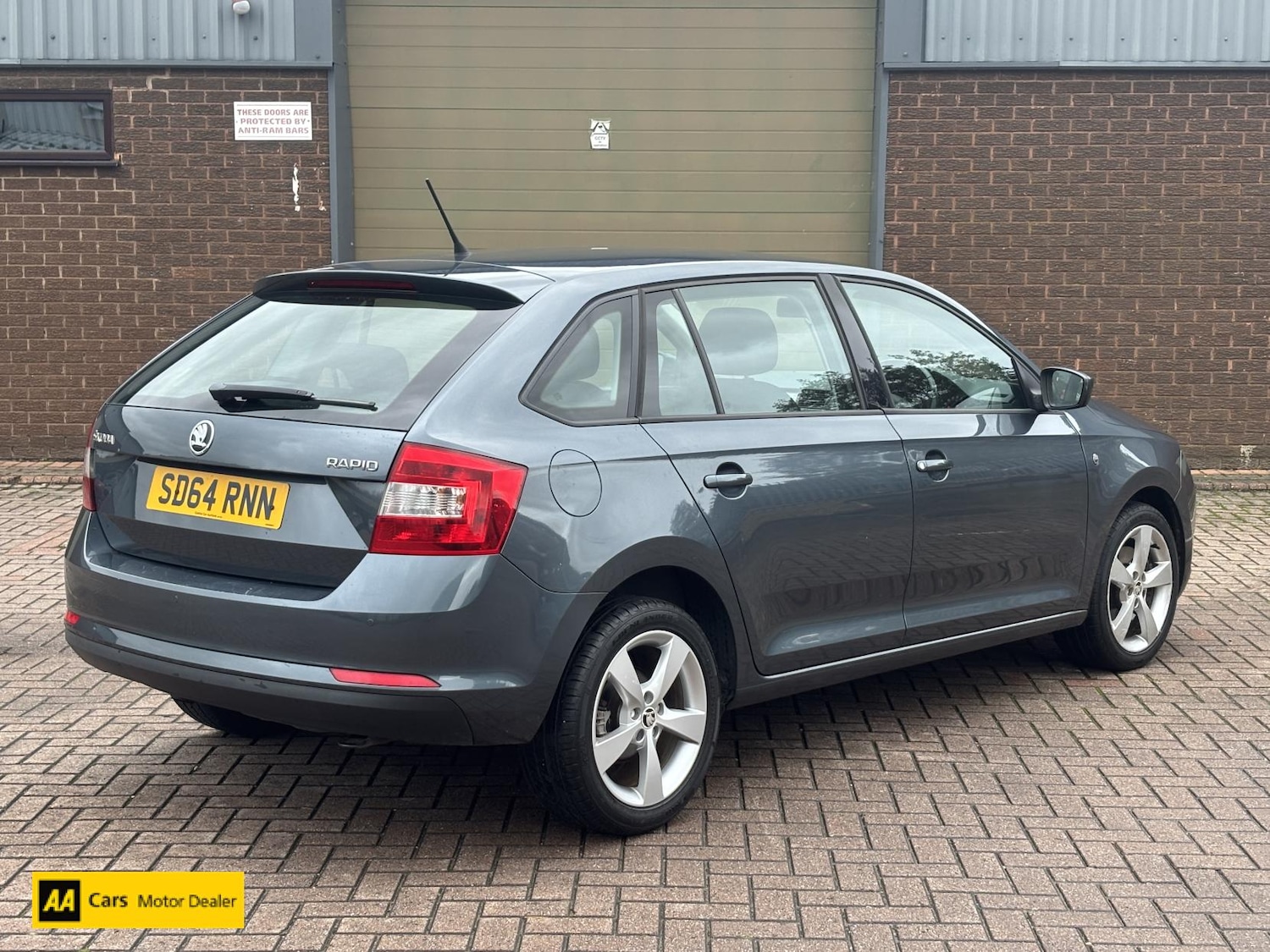 Used Skoda Rapid Spaceback 2014 for sale - 76741851: Photo 6