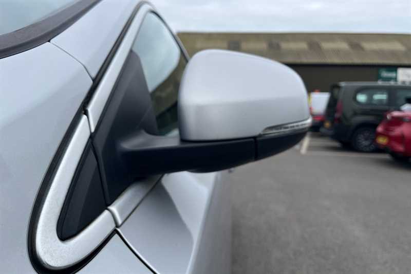 Used Volvo V40 for sale - 78142805: Photo 35