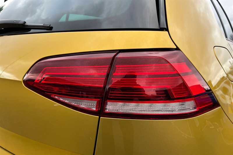 Used Volkswagen Golf 2018 for sale - 77772815: Photo 31