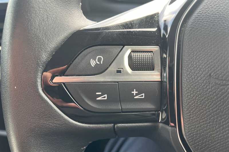 Used Peugeot 208 2022 for sale - 76732707: Photo 21