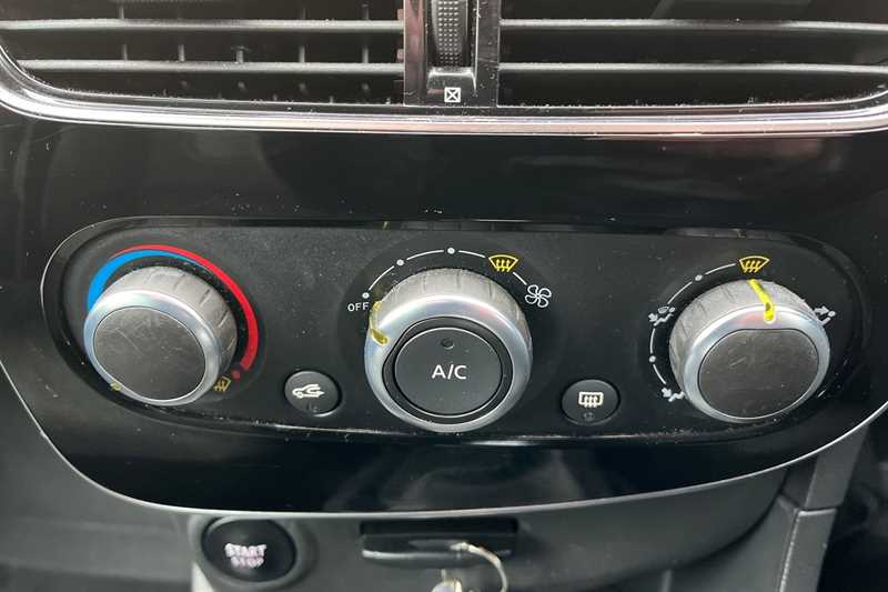 Used Renault Clio 2019 for sale - 77444636: Photo 15