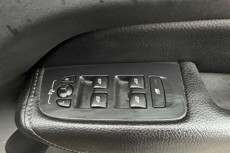 Used Volvo XC60 2019 for sale - 77310222: Photo 16