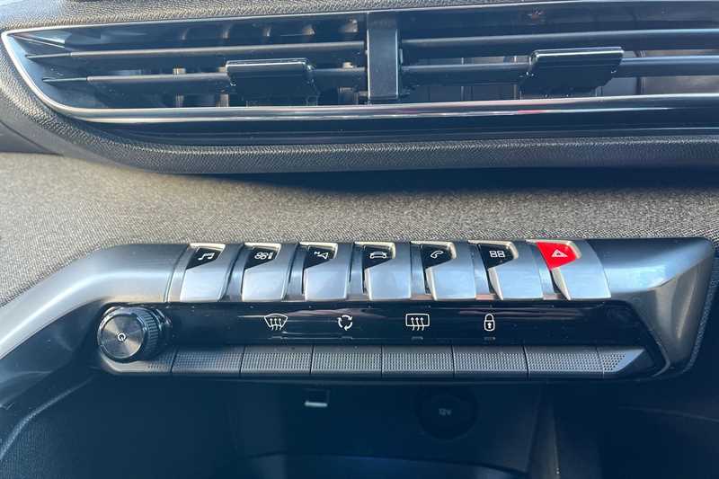 Used Peugeot 5008 2022 for sale - 76956786: Photo 15