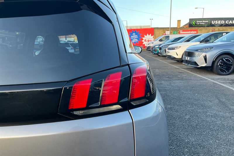 Used Peugeot 5008 2022 for sale - 76956786: Photo 32
