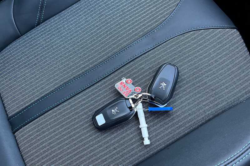 Used Peugeot 5008 2022 for sale - 76956786: Photo 38