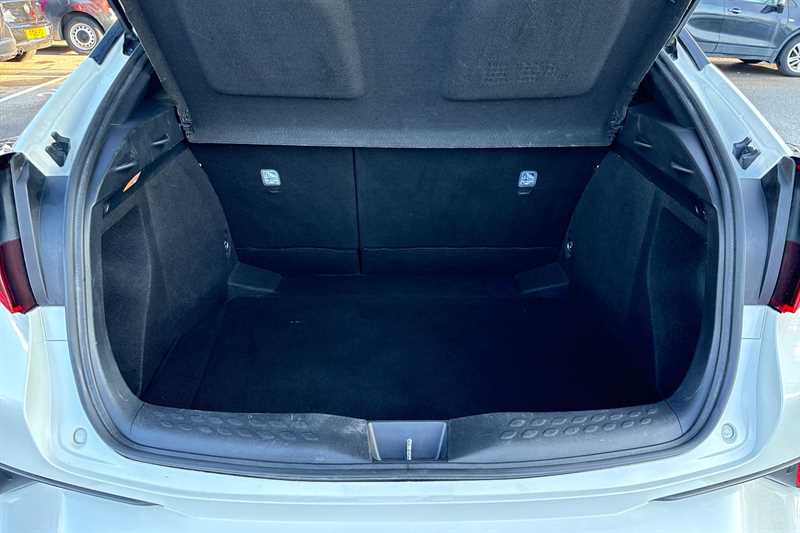 Used Toyota C-HR 2020 for sale - 77295244: Photo 25