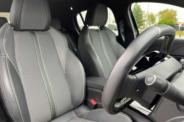 Used Peugeot E-208 2024 for sale - 76169010: Photo 23