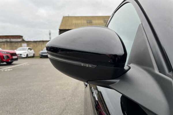 Used Peugeot E-208 2024 for sale - 76169010: Photo 34