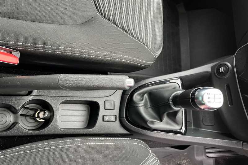 Used Renault Clio 2019 for sale - 77741491: Photo 14