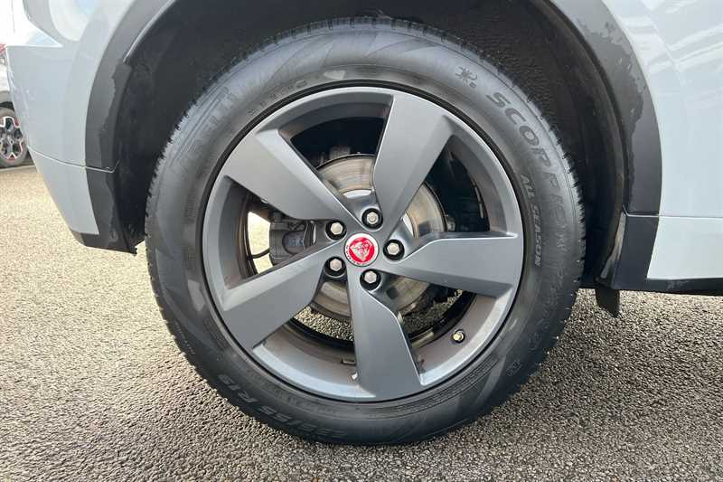 Used Jaguar E-Pace 2020 for sale - 76463653: Photo 10