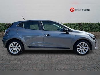 Used Renault Clio 2024 for sale - 79567467: Photo