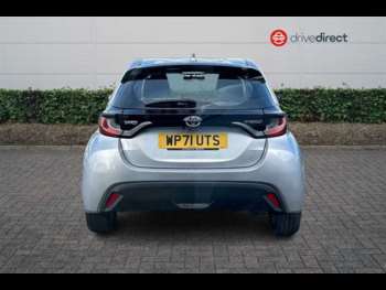 Used Toyota Yaris 2021 for sale - 74657512: Photo