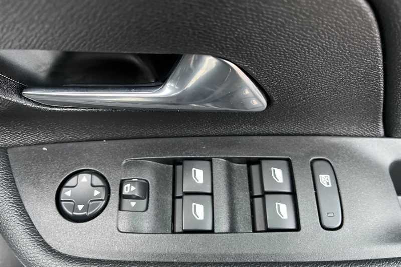 Used Vauxhall Mokka 2022 for sale - 77445295: Photo 16