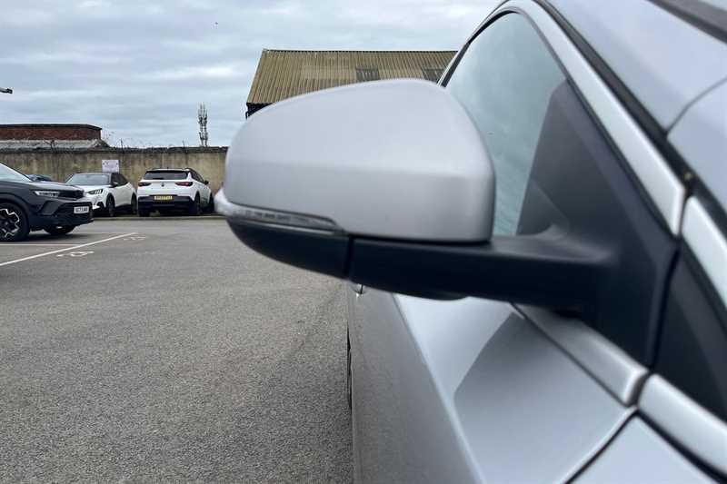 Used Volvo V40 2018 for sale - 78217224: Photo 34