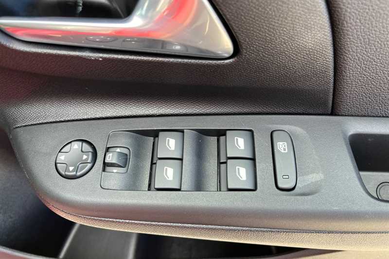 Used Vauxhall Corsa 2025 for sale - 76022465: Photo 16