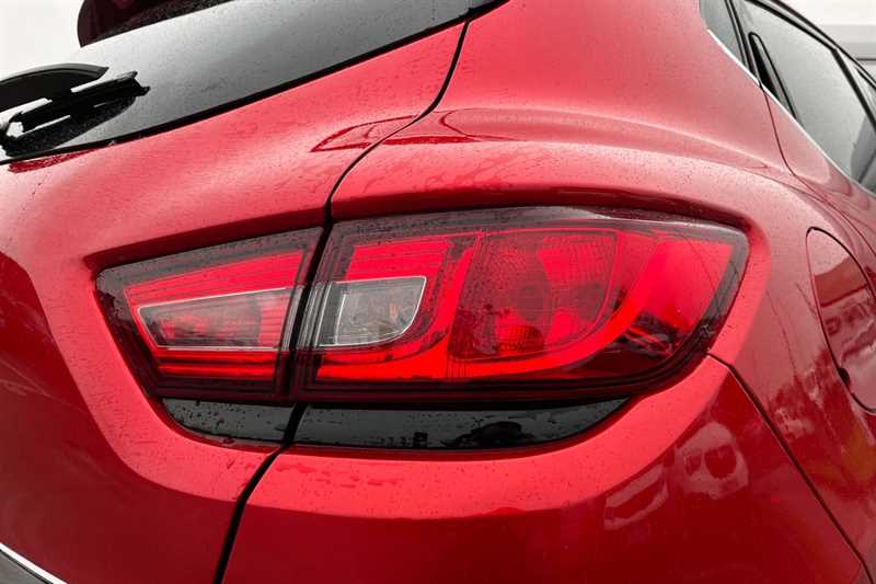 Used Renault Clio for sale - 77843410: Photo 32