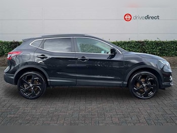 Used Nissan Qashqai 2018 for sale - 77562390: Photo