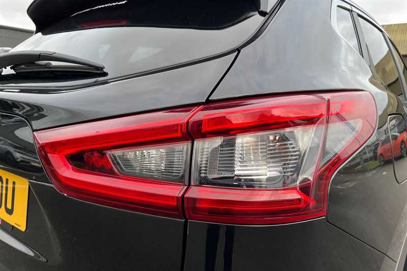 Used Nissan Qashqai 2018 for sale - 77562390: Photo 32