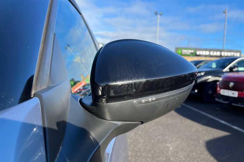 Used Peugeot 2008 2021 for sale - 76448351: Photo 35