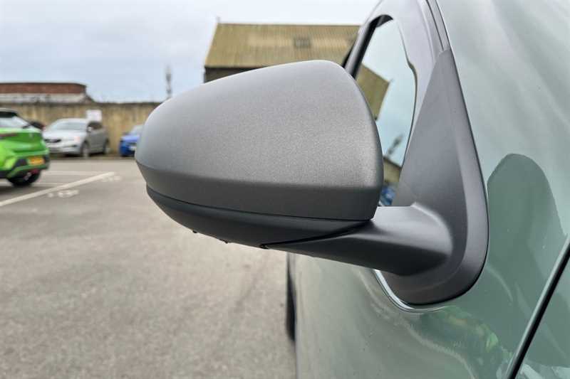 Used Dacia Duster 2023 for sale - 77900427: Photo 34