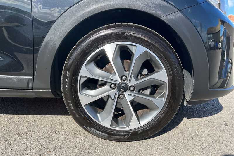 Used Kia Stonic 2018 for sale - 76463402: Photo 9